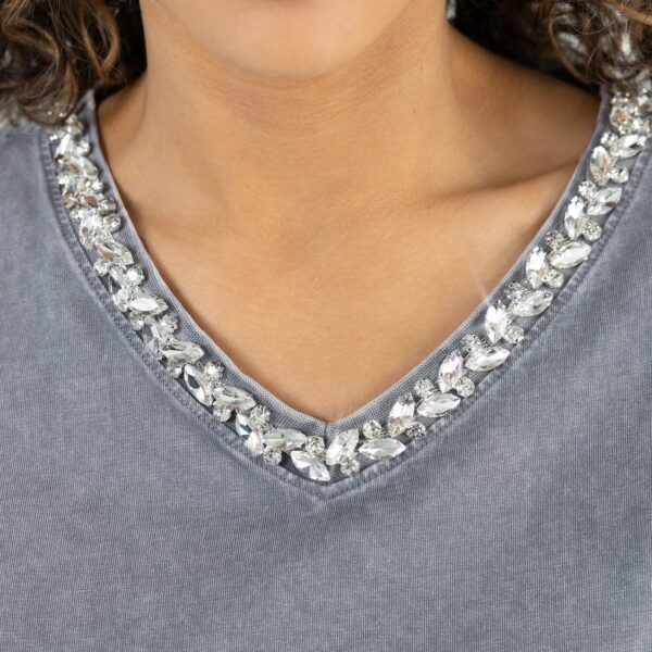 PITTSBURGH STEELERS Gameday Couture Women's ICONIC EDGE RHINESTONE TRIM V-NECK TEE - Image 6
