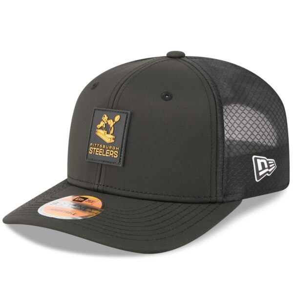 Pittsburgh Steelers New Era 2025 Sideline Throwback 9SEVENTY Trucker Adjustable Hat - Black - Image 2
