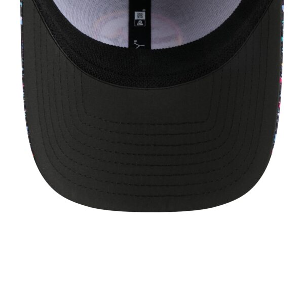 Pittsburgh Steelers New Era 2025 NFL Crucial Catch 39THIRTY Flex Hat - Black - Image 6