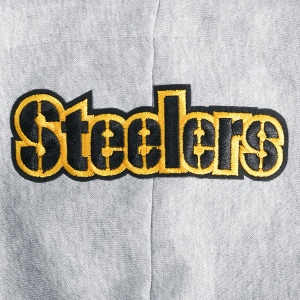 PITTSBURGH STEELERS PRO STANDARD GREY SCRIPT TAIL WOMEN'S RIB FLC CROPPED PO HOODIE - Image 6