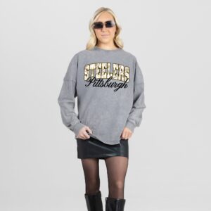 PITTSBURGH STEELERS ON THE HUNT OVERSIZED LONG SLEEVE SNOW WASH TEE LADIES CLOTHING