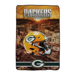 Green Bay Packers Pegasus 66" x 95" Oversized Skyline Series Helmet Ultra Cozy Blanket