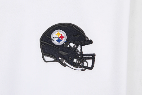 PITTSBURGH STEELERS PRO STANDARD WHITE CLASSIC WOMEN'S FLEECE CREWNECK - Image 8